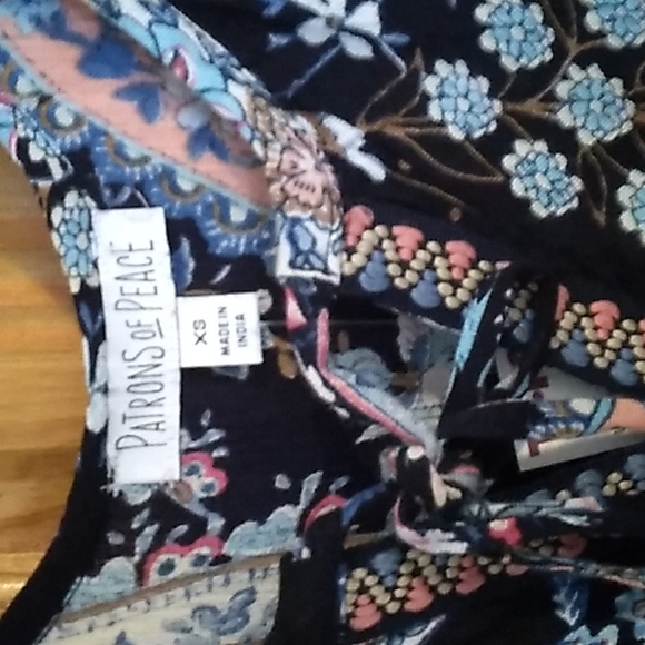 Patrons of Peace Adorable Paisley Floral Print Tank Top NWT - Picture 3 of 4